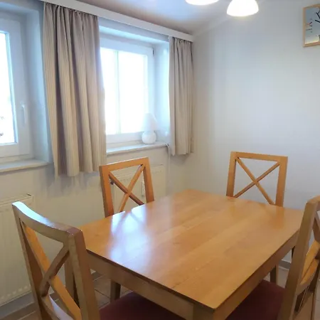 395, Seepark *